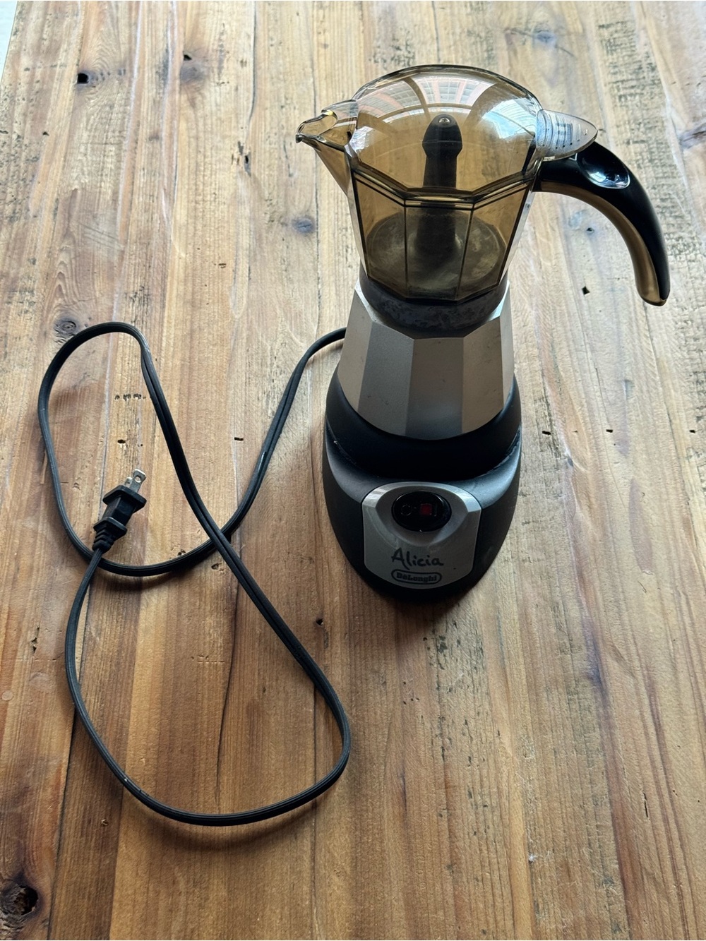 De'Longhi Alicia Electric Moka Espresso Maker - 6 cups
